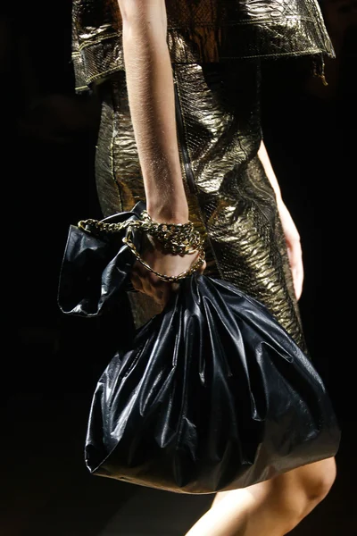 Look 46